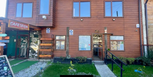 LOCAL COMERCIAL CON HOSTAL Y CAFETERÍA