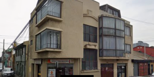 DEPARTAMENTO DUPLEX BAJO PRECIO MERCADO IDEAL PARA REMODELACIÓN